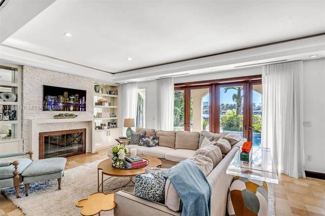 Mediterrane Villa an der Bucht, Bay Drive, Bild 8