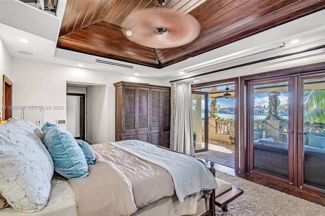 Mediterrane Villa an der Bucht, Bay Drive, Bild 17