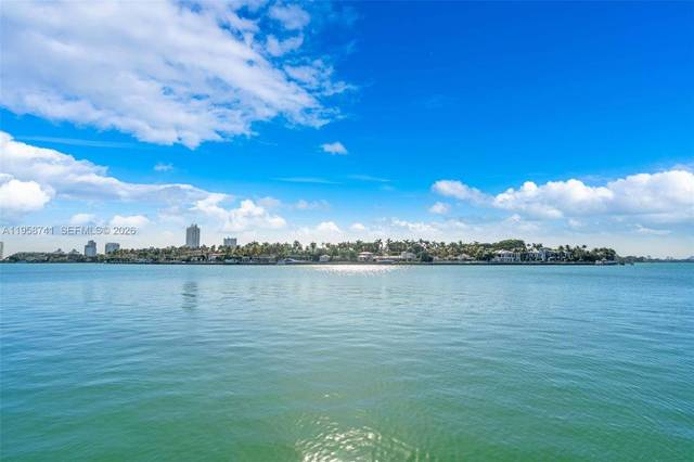 Mediterrane Villa an der Bucht, Bay Drive, Bild 32