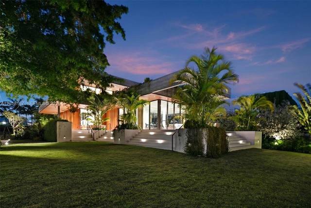 Wasserfront-Anwesen auf Sunset Islands III, Bild 89