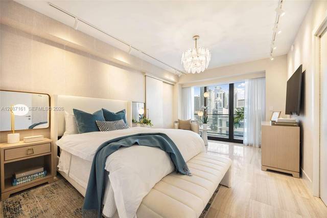 Eckresidenz der 01-Linie im Echo Brickell, Bild 7