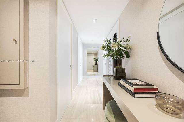 Eckresidenz der 01-Linie im Echo Brickell, Bild 9