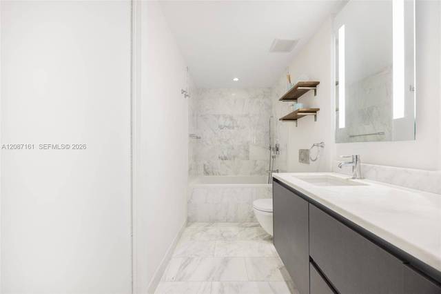 Eckresidenz der 01-Linie im Echo Brickell, Bild 21