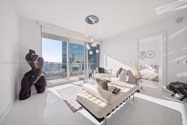 Residenz im 51. Stock des EPIC, Downtown Miami, Bild 6