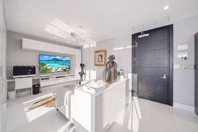 Residenz im 51. Stock des EPIC, Downtown Miami, Bild 8