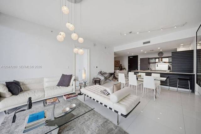 Residenz im 51. Stock des EPIC, Downtown Miami, Bild 10