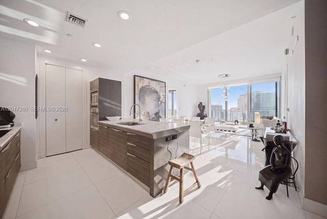 Residenz im 51. Stock des EPIC, Downtown Miami, Bild 17