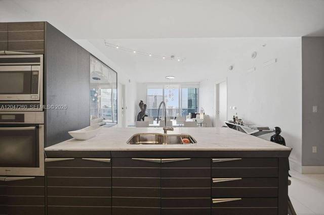 Residenz im 51. Stock des EPIC, Downtown Miami, Bild 21