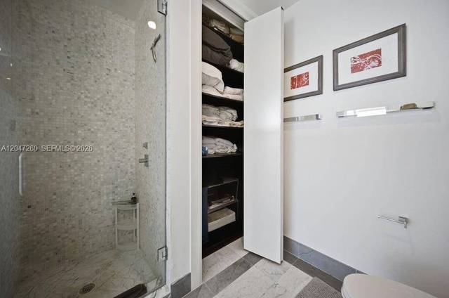 Residenz im 51. Stock des EPIC, Downtown Miami, Bild 34