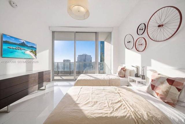 Residenz im 51. Stock des EPIC, Downtown Miami, Bild 39