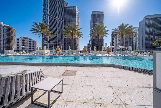 Residenz im 51. Stock des EPIC, Downtown Miami, Bild 68