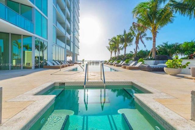 Residenz mit Panoramablick im Biscayne Beach, Bild 2