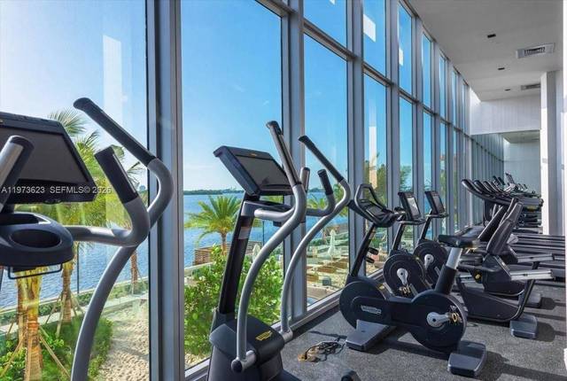 Residenz mit Panoramablick im Biscayne Beach, Bild 5