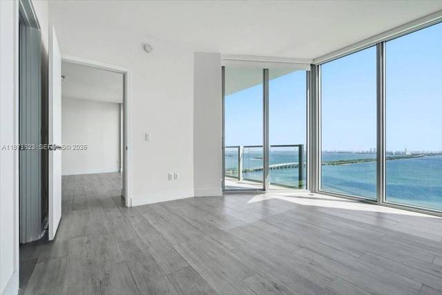 Residenz mit Panoramablick im Biscayne Beach, Bild 28