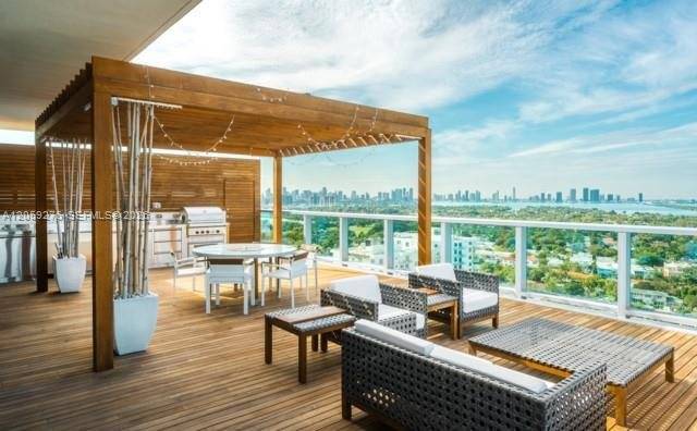 Triplex-Penthouse im The Miami Beach Edition, Bild 28