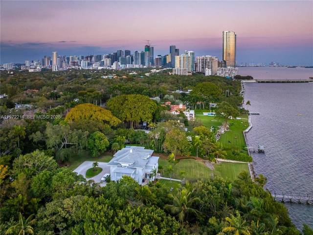 Wasserfront-Anwesen an der Brickell Avenue, Bild 2