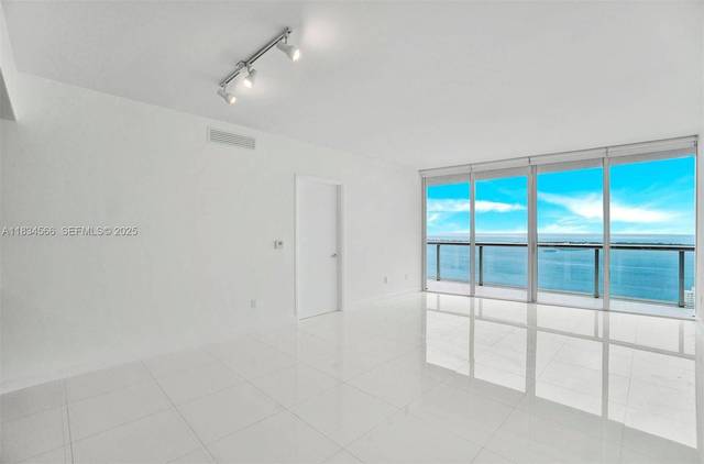 Wohnung mit Ozeanblick im Icon Brickell, Bild 6