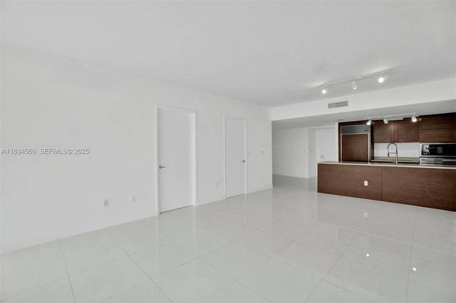 Wohnung mit Ozeanblick im Icon Brickell, Bild 14