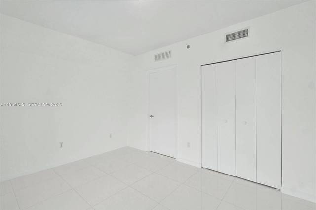 Wohnung mit Ozeanblick im Icon Brickell, Bild 17