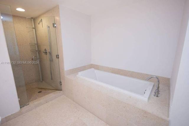 Eckwohnung im 17. Stock des Icon Brickell, Bild 12