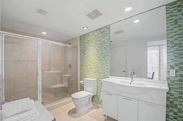 Residenz am Wasser in Icon Brickell Tower 2, Bild 10