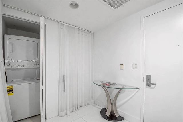 Residenz am Wasser in Icon Brickell Tower 2, Bild 29