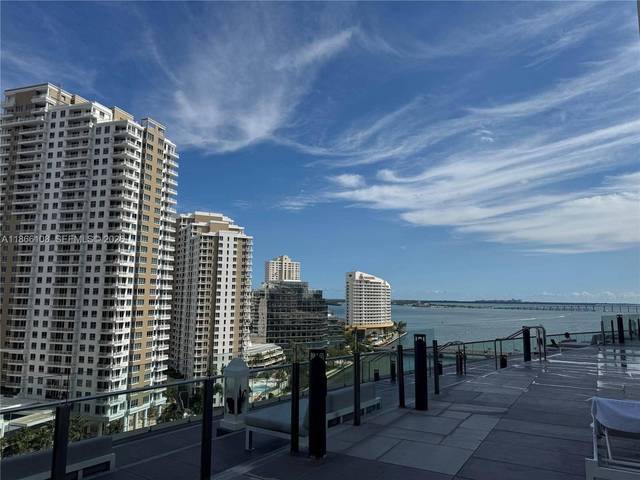 Residenz am Wasser in Icon Brickell Tower 2, Bild 42