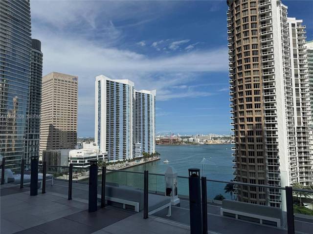 Residenz am Wasser in Icon Brickell Tower 2, Bild 43
