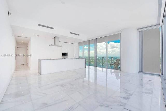 Eckwohnung in hoher Etage im Missoni Baia, Bild 8