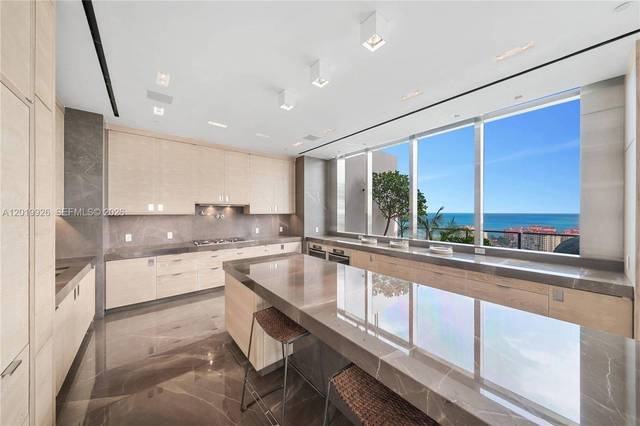 Triplex-Penthouse im Apogee, South Beach, Bild 26
