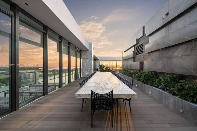 Triplex-Penthouse im Apogee, South Beach, Bild 39