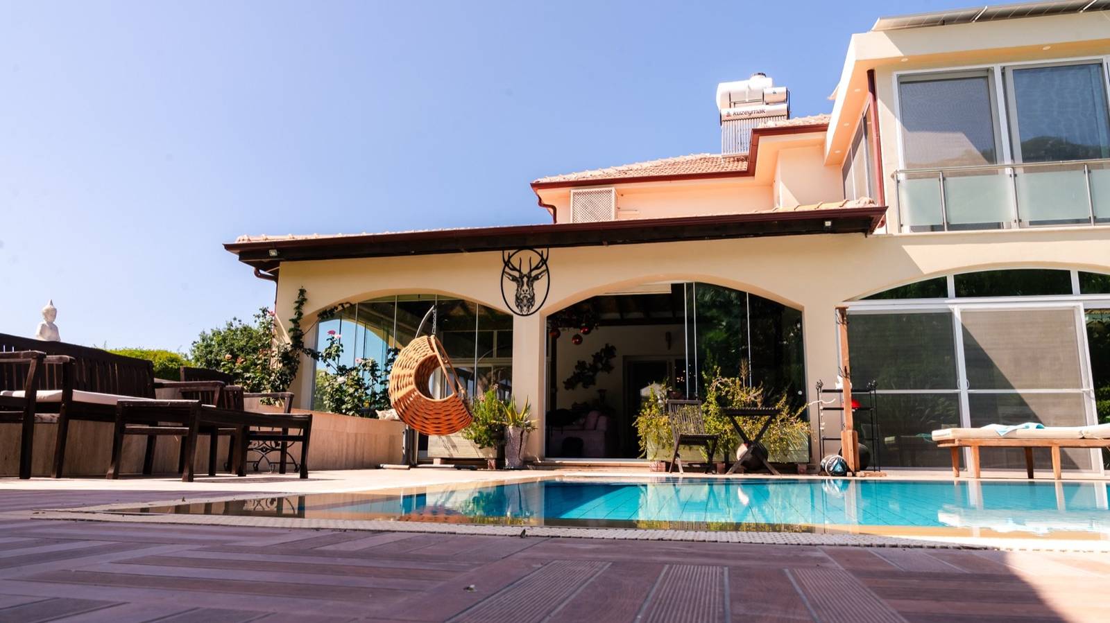 Rose Villa Lapta