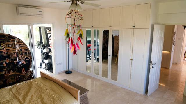 Rose Villa Lapta, Bild 8