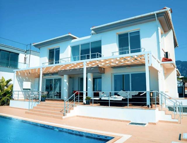 Seafront Villa Karşıyaka, Bild 2